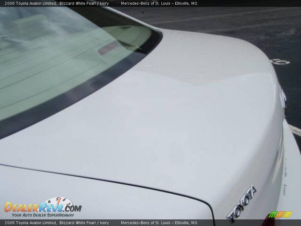 2006 Toyota Avalon Limited Blizzard White Pearl / Ivory Photo #21