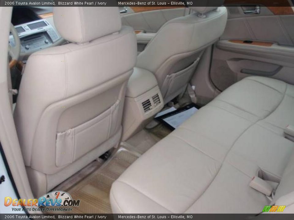 2006 Toyota Avalon Limited Blizzard White Pearl / Ivory Photo #22
