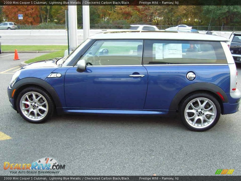 2009 Mini Cooper S Clubman Lightning Blue Metallic / Checkered Carbon Black/Black Photo #17