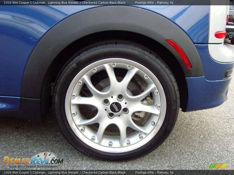 2009 Mini Cooper S Clubman Lightning Blue Metallic / Checkered Carbon Black/Black Photo #22