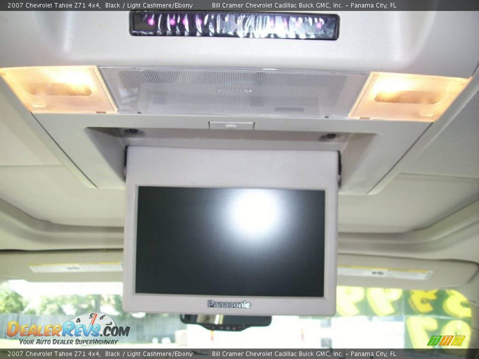2007 Chevrolet Tahoe Z71 4x4 Black / Light Cashmere/Ebony Photo #7