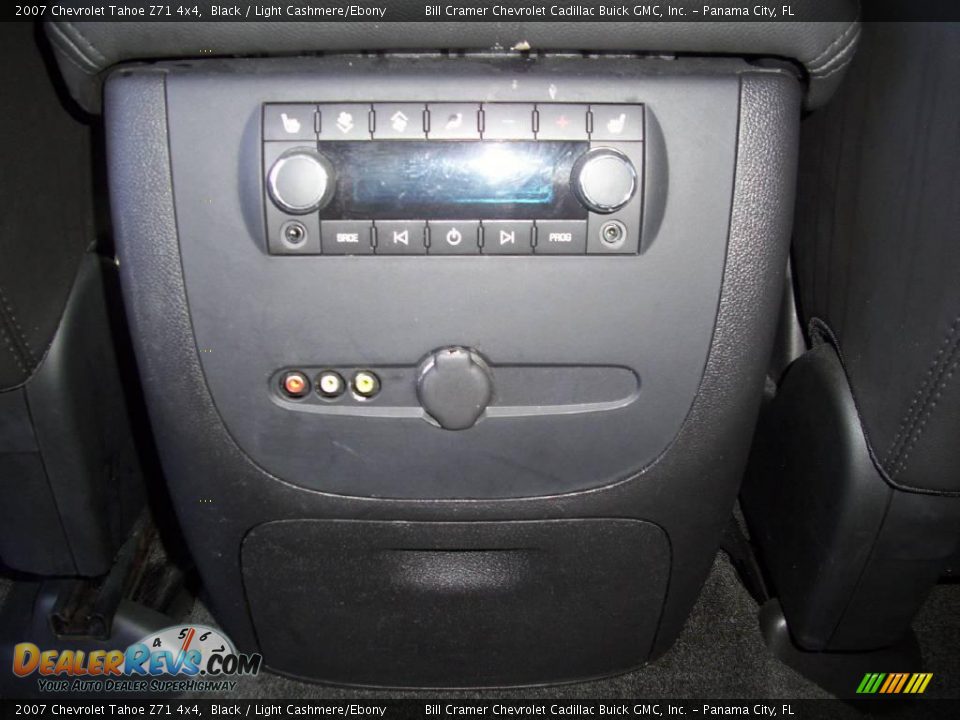 2007 Chevrolet Tahoe Z71 4x4 Black / Light Cashmere/Ebony Photo #8
