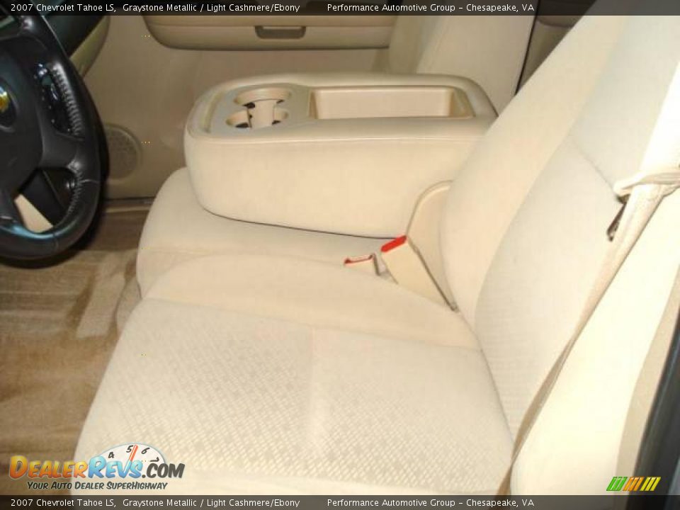2007 Chevrolet Tahoe LS Graystone Metallic / Light Cashmere/Ebony Photo #11