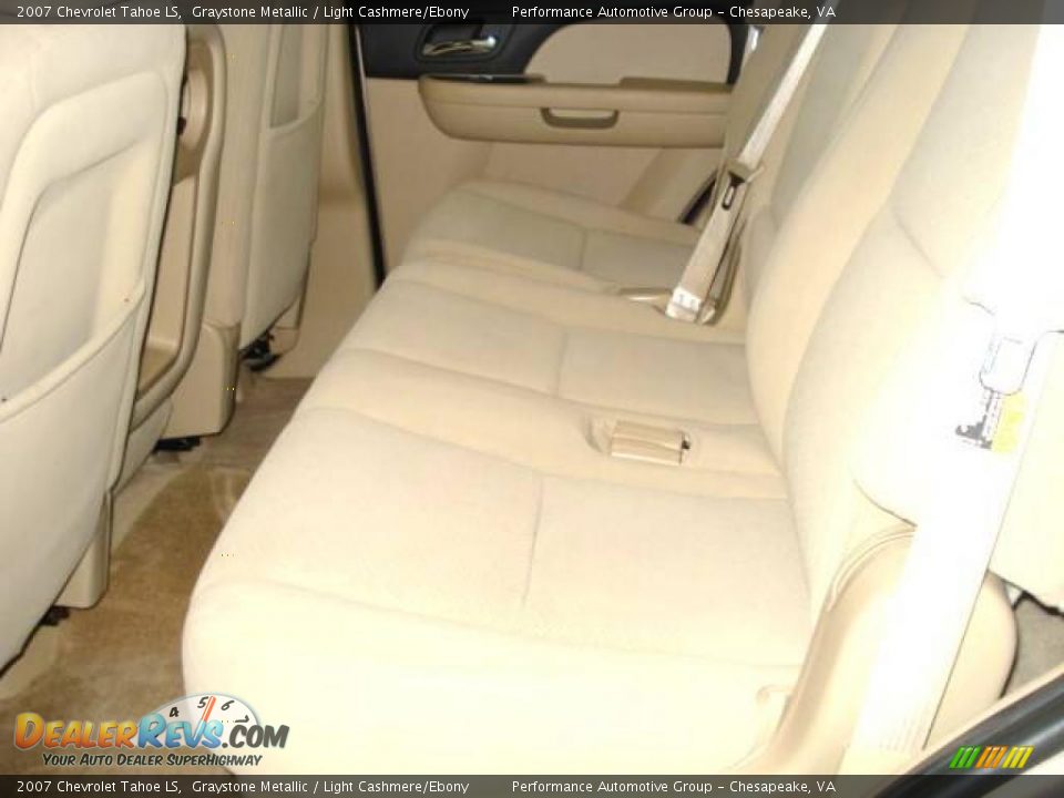 2007 Chevrolet Tahoe LS Graystone Metallic / Light Cashmere/Ebony Photo #13