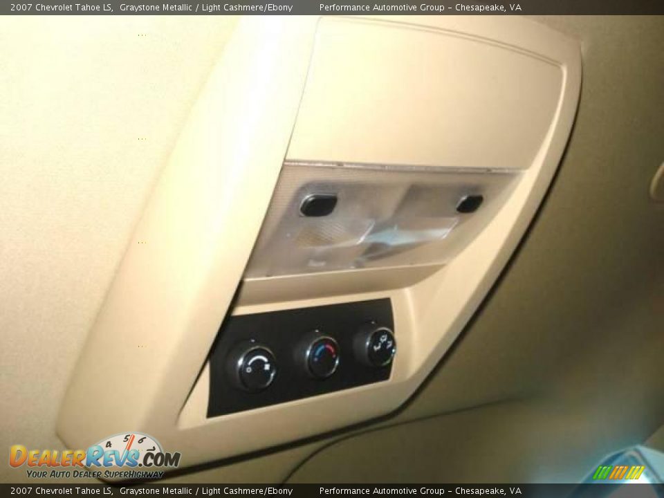 2007 Chevrolet Tahoe LS Graystone Metallic / Light Cashmere/Ebony Photo #15
