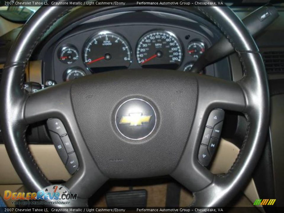 2007 Chevrolet Tahoe LS Graystone Metallic / Light Cashmere/Ebony Photo #22