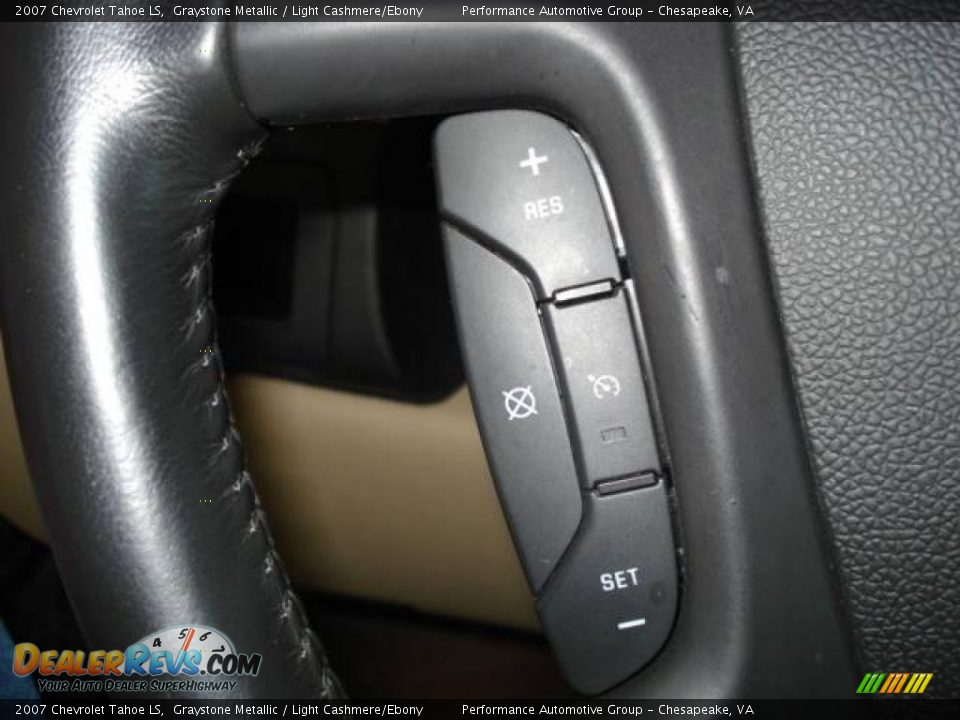 2007 Chevrolet Tahoe LS Graystone Metallic / Light Cashmere/Ebony Photo #24