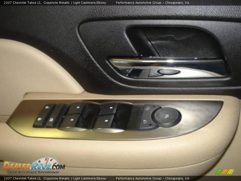 2007 Chevrolet Tahoe LS Graystone Metallic / Light Cashmere/Ebony Photo #26