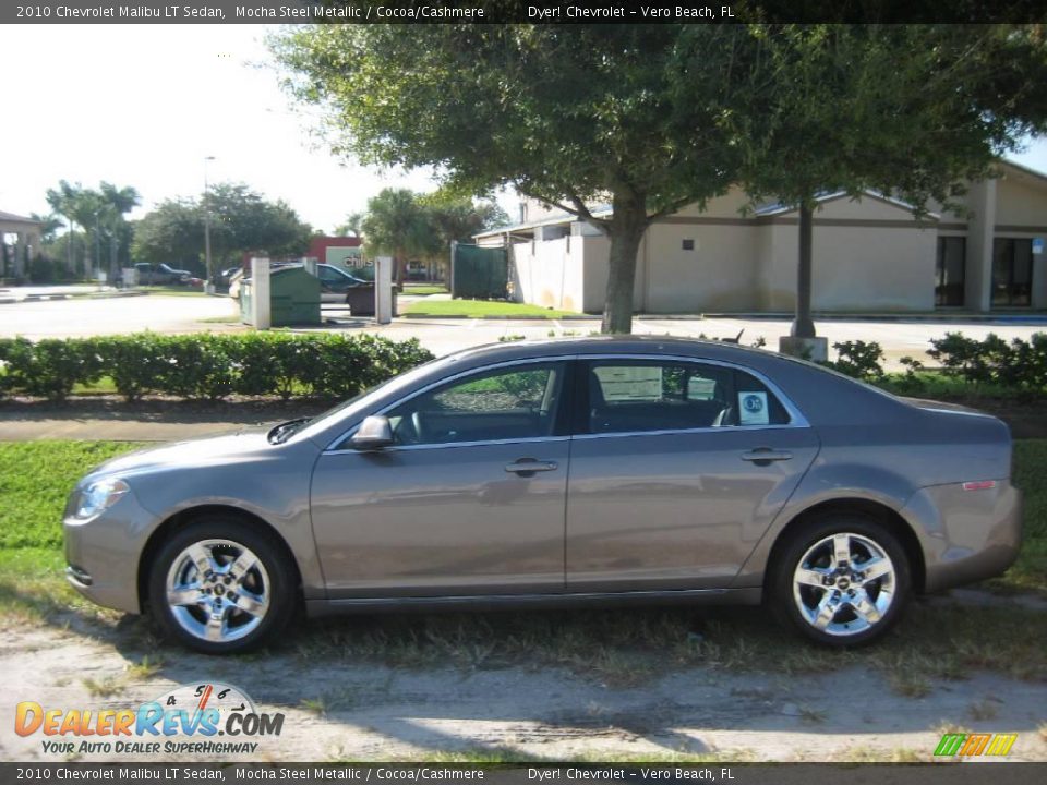 2010 Chevrolet Malibu LT Sedan Mocha Steel Metallic / Cocoa/Cashmere Photo #3