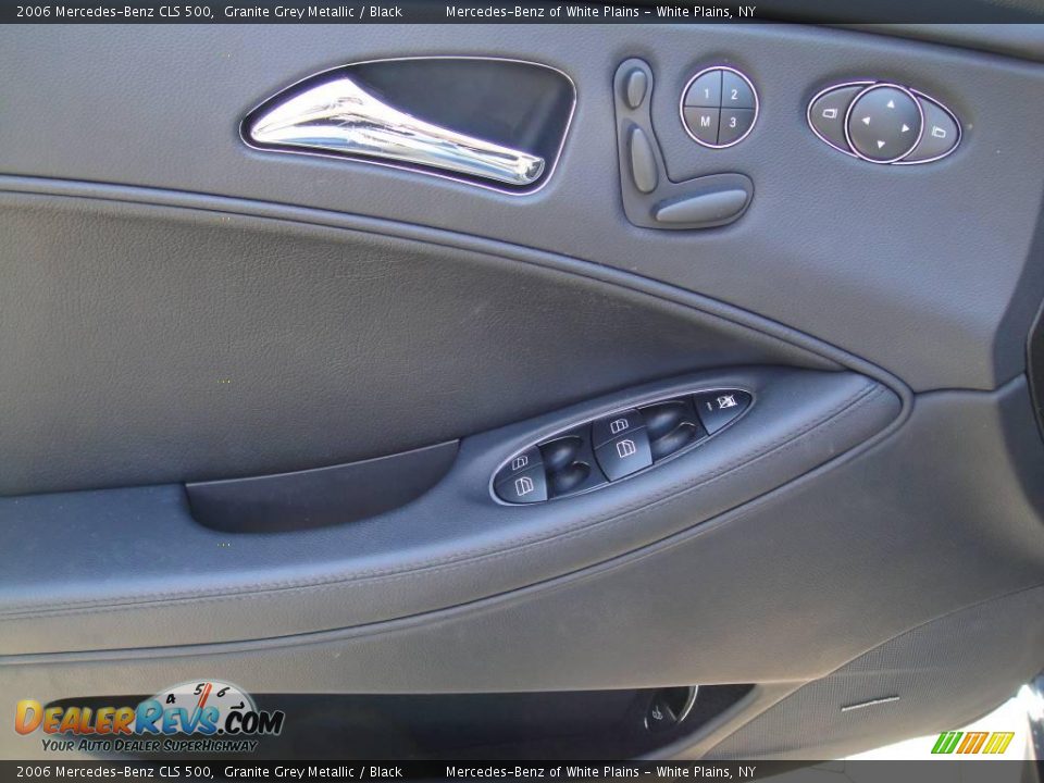 2006 Mercedes-Benz CLS 500 Granite Grey Metallic / Black Photo #10