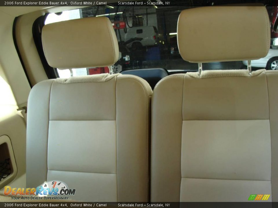 2006 Ford Explorer Eddie Bauer 4x4 Oxford White / Camel Photo #17