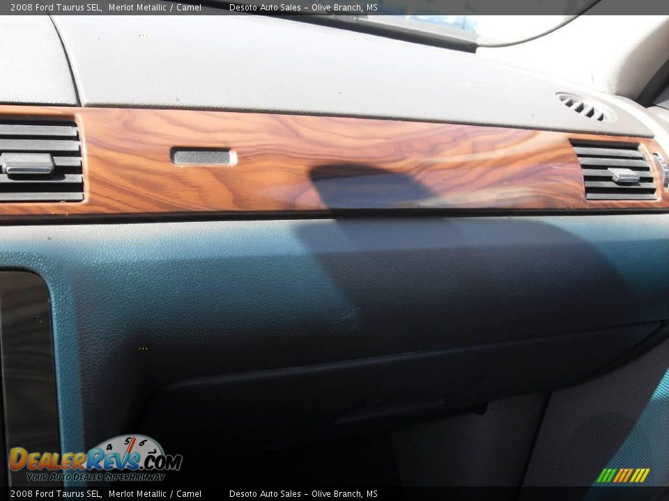 2008 Ford Taurus SEL Merlot Metallic / Camel Photo #12