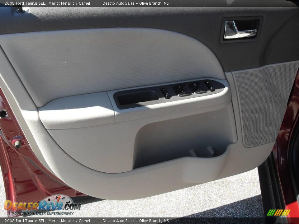 2008 Ford Taurus SEL Merlot Metallic / Camel Photo #13
