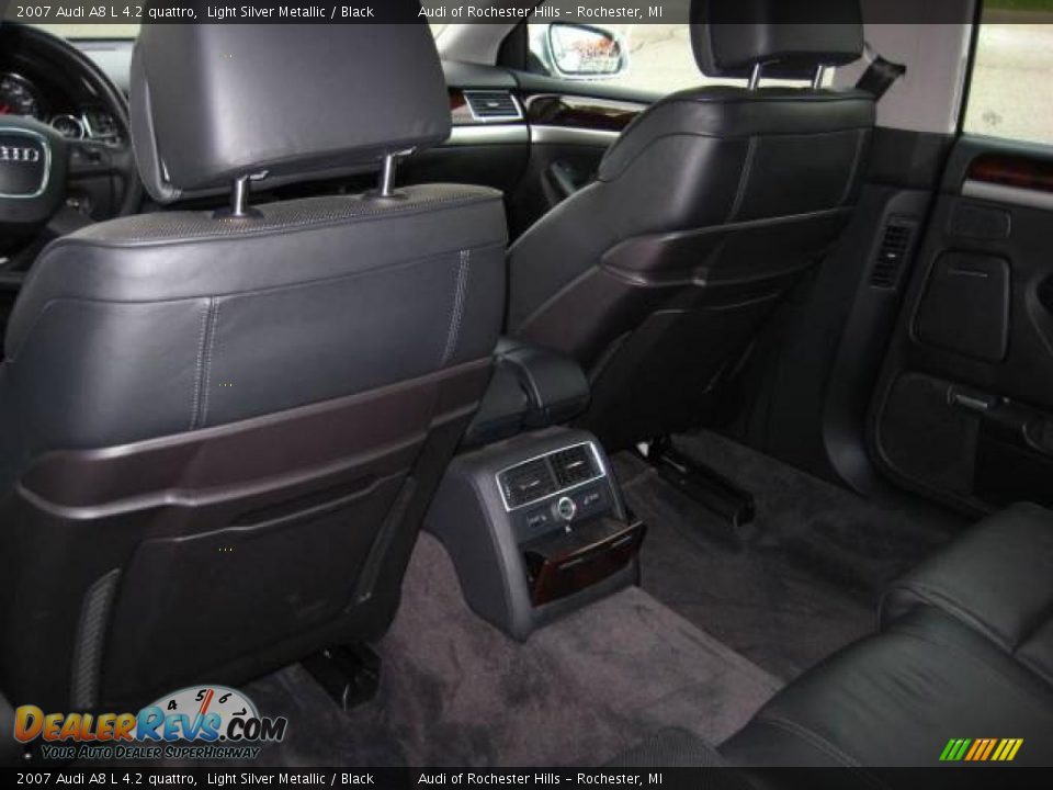 2007 Audi A8 L 4.2 quattro Light Silver Metallic / Black Photo #12