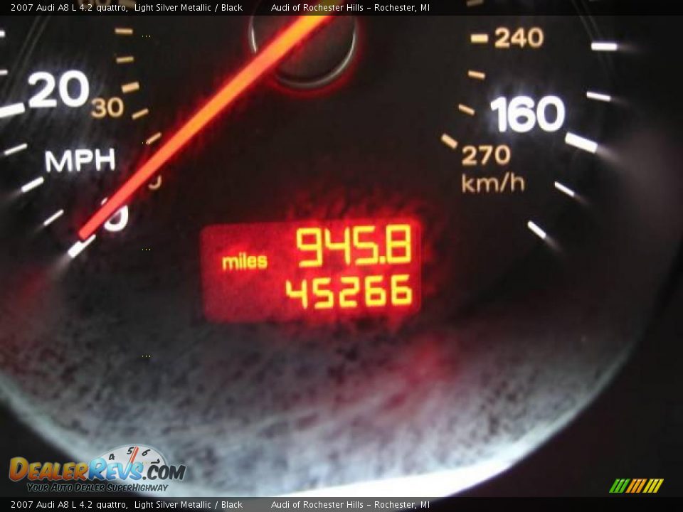 2007 Audi A8 L 4.2 quattro Light Silver Metallic / Black Photo #22