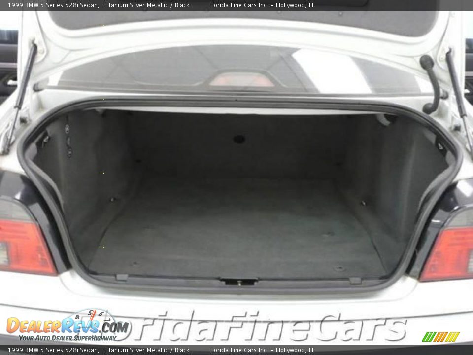 1999 BMW 5 Series 528i Sedan Titanium Silver Metallic / Black Photo #10