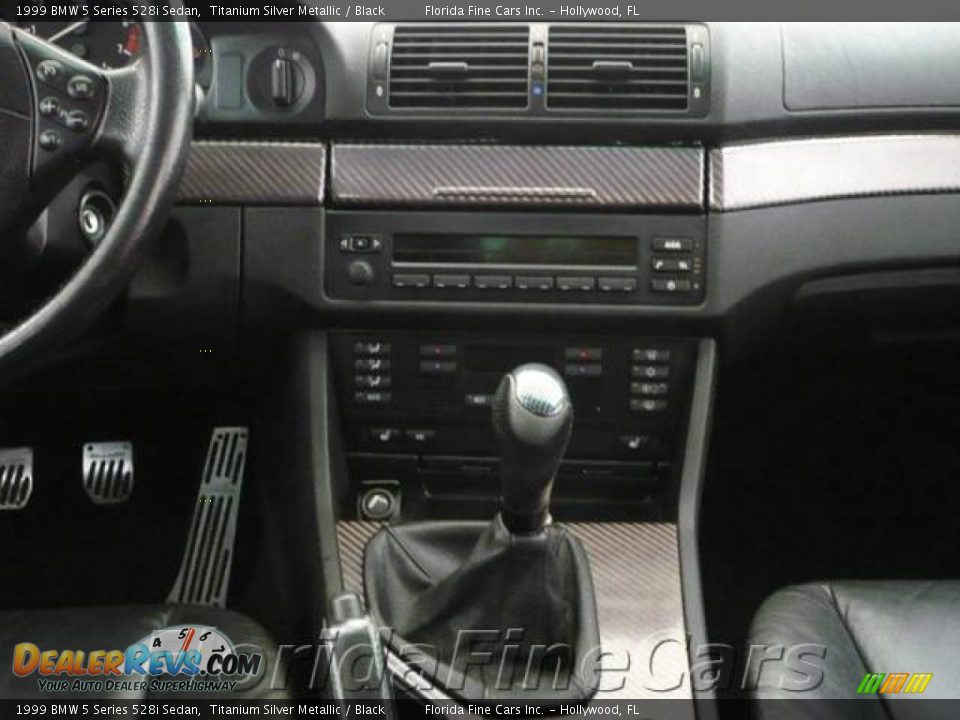 1999 BMW 5 Series 528i Sedan Titanium Silver Metallic / Black Photo #18