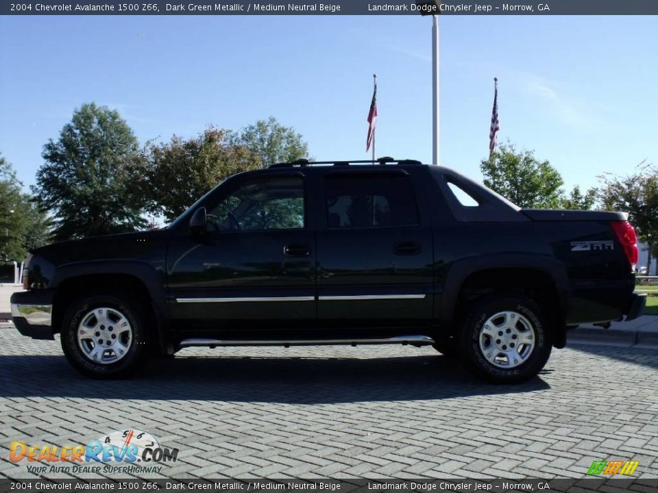 2004 Chevrolet Avalanche 1500 Z66 Dark Green Metallic / Medium Neutral Beige Photo #2