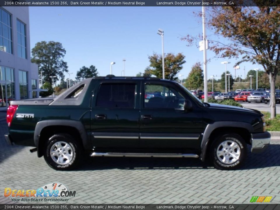 2004 Chevrolet Avalanche 1500 Z66 Dark Green Metallic / Medium Neutral Beige Photo #6