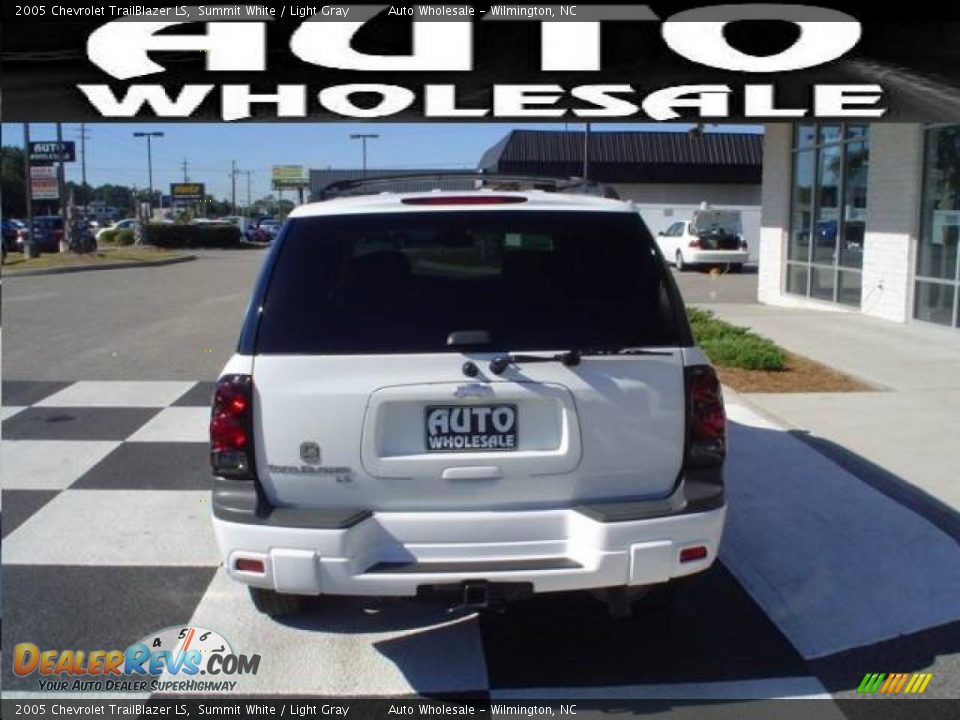 2005 Chevrolet TrailBlazer LS Summit White / Light Gray Photo #3