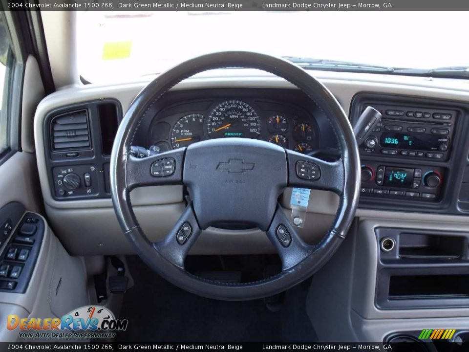 2004 Chevrolet Avalanche 1500 Z66 Dark Green Metallic / Medium Neutral Beige Photo #25