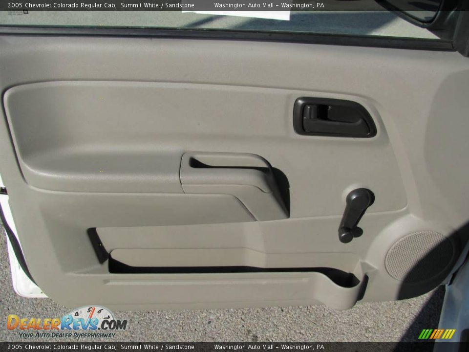2005 Chevrolet Colorado Regular Cab Summit White / Sandstone Photo #12