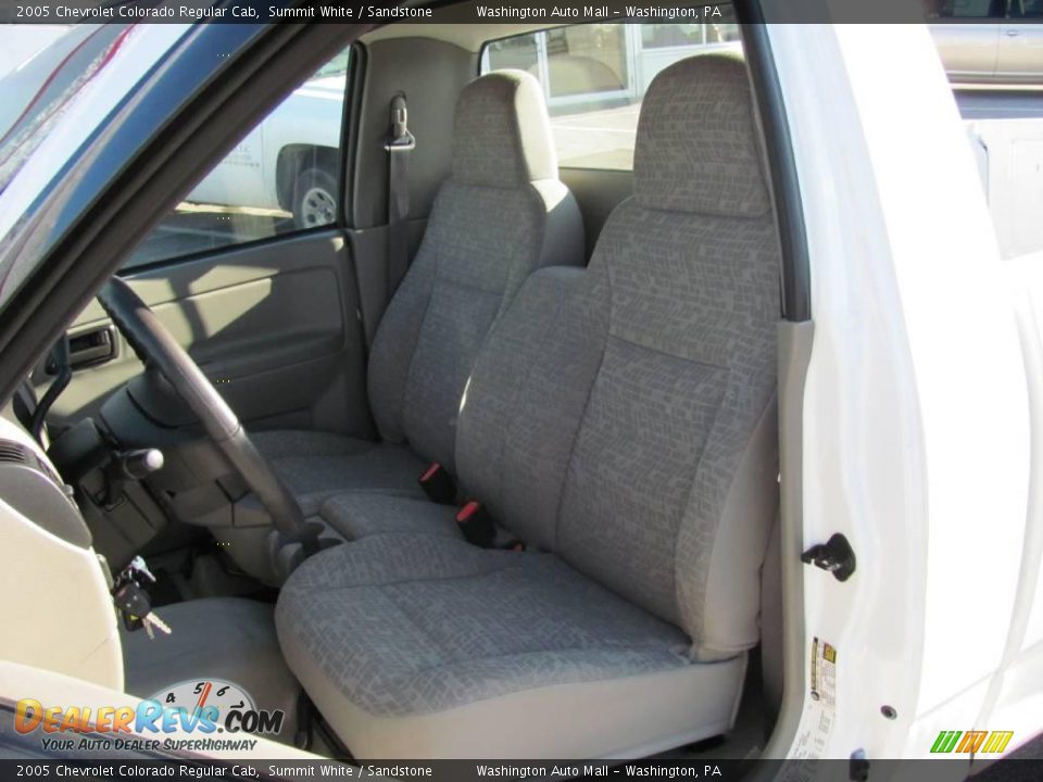 2005 Chevrolet Colorado Regular Cab Summit White / Sandstone Photo #15