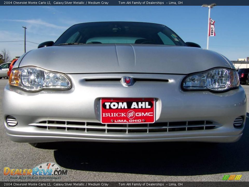 2004 Chevrolet Monte Carlo LS Galaxy Silver Metallic / Medium Gray Photo #3