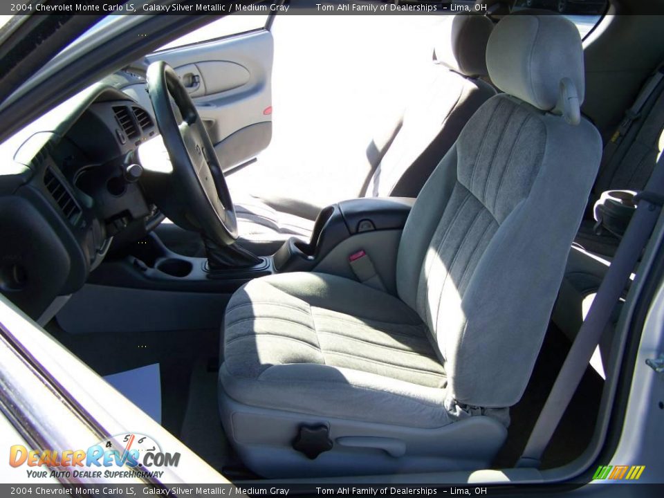 2004 Chevrolet Monte Carlo LS Galaxy Silver Metallic / Medium Gray Photo #9