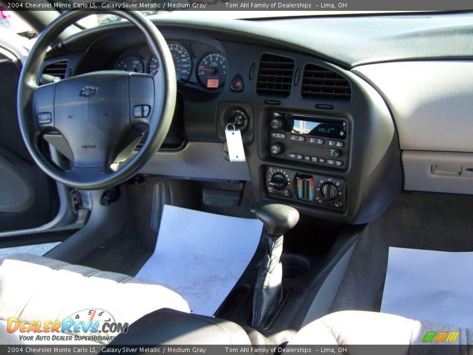 2004 Chevrolet Monte Carlo LS Galaxy Silver Metallic / Medium Gray Photo #12