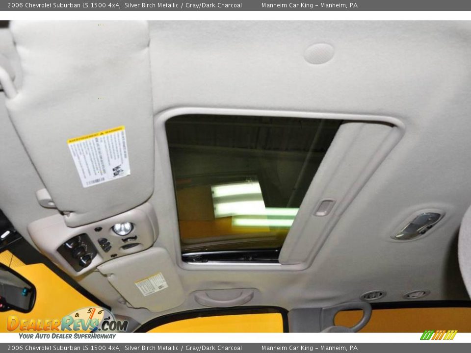 2006 Chevrolet Suburban LS 1500 4x4 Silver Birch Metallic / Gray/Dark Charcoal Photo #14