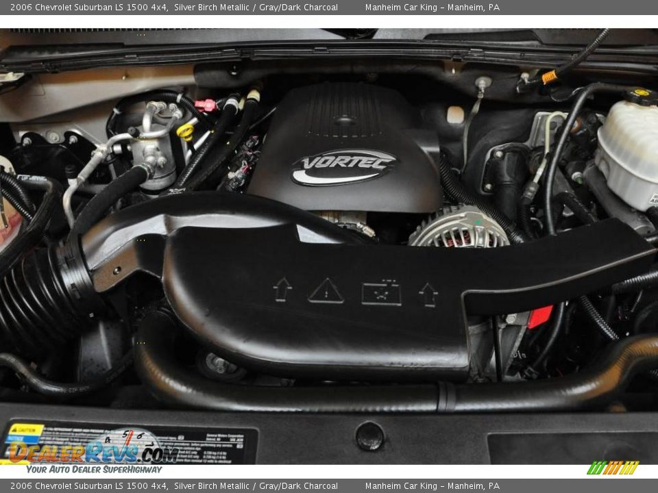 2006 Chevrolet Suburban LS 1500 4x4 Silver Birch Metallic / Gray/Dark Charcoal Photo #22
