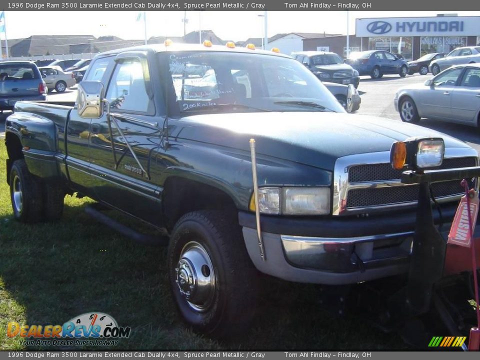 1996 Dodge Ram 3500 Laramie Extended Cab Dually 4x4 Spruce Pearl Metallic / Gray Photo #7