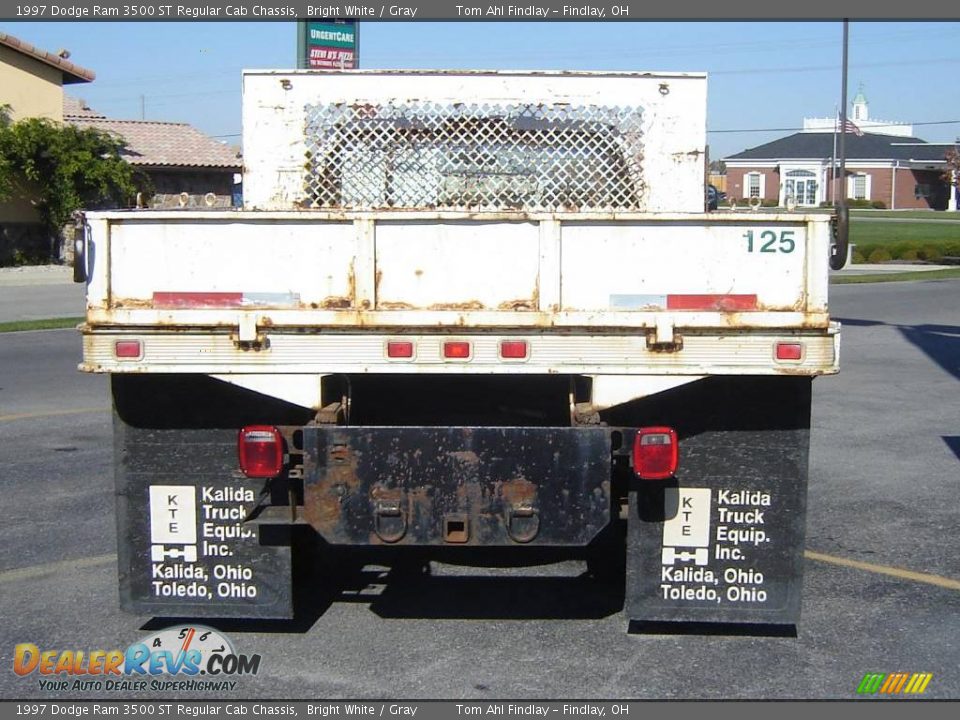 1997 Dodge Ram 3500 ST Regular Cab Chassis Bright White / Gray Photo #5