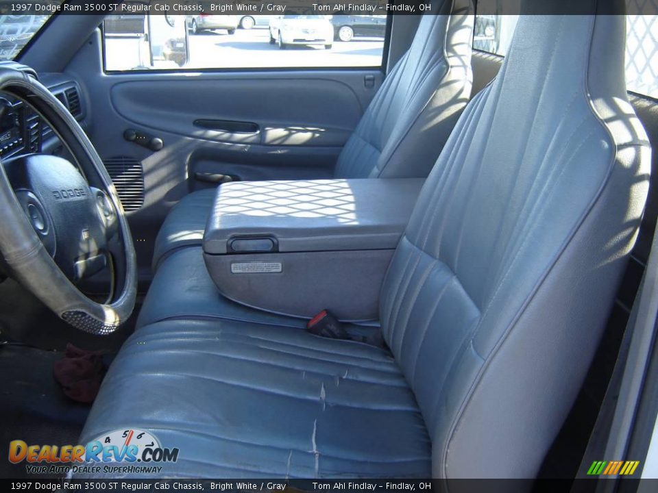 1997 Dodge Ram 3500 ST Regular Cab Chassis Bright White / Gray Photo #9