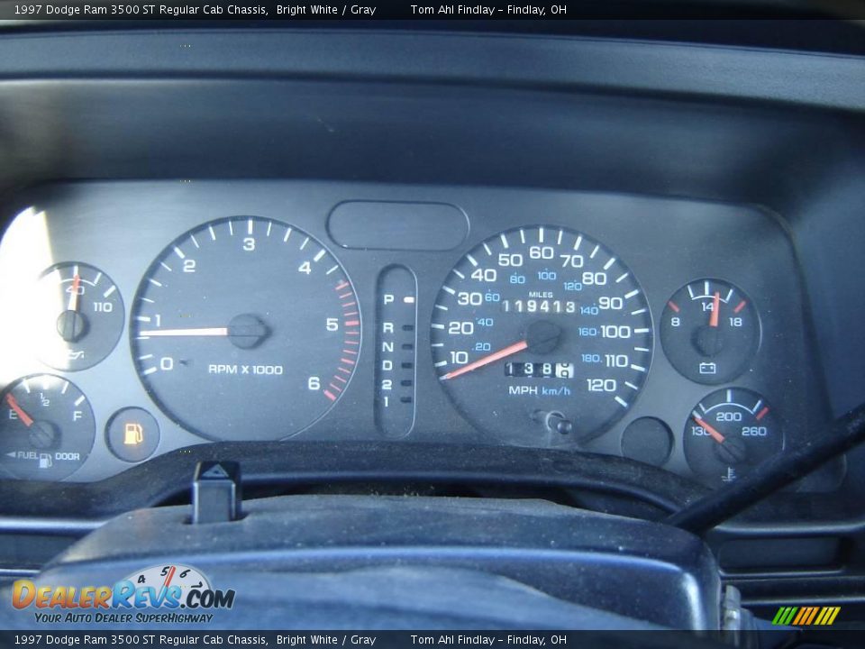 1997 Dodge Ram 3500 ST Regular Cab Chassis Bright White / Gray Photo #11