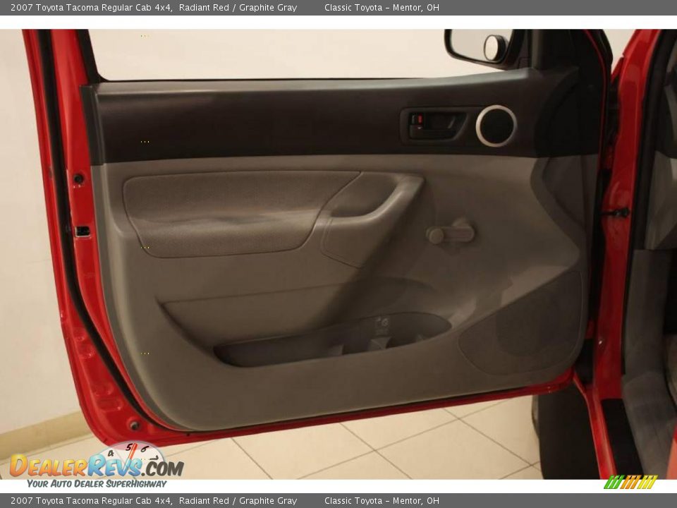 2007 Toyota Tacoma Regular Cab 4x4 Radiant Red / Graphite Gray Photo #8