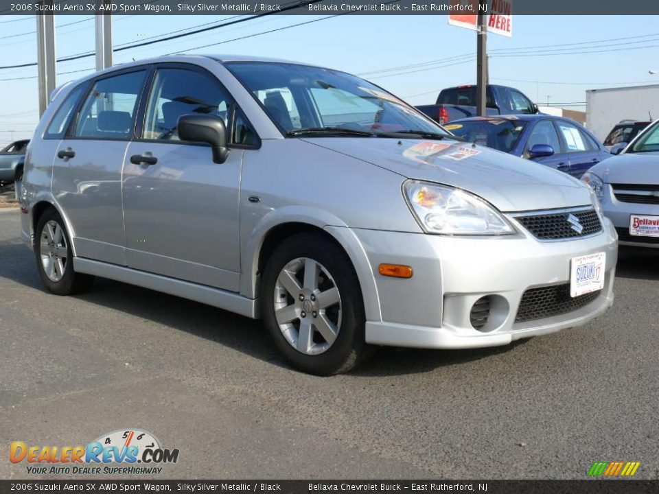 2006 Suzuki Aerio SX AWD Sport Wagon Silky Silver Metallic / Black Photo #3