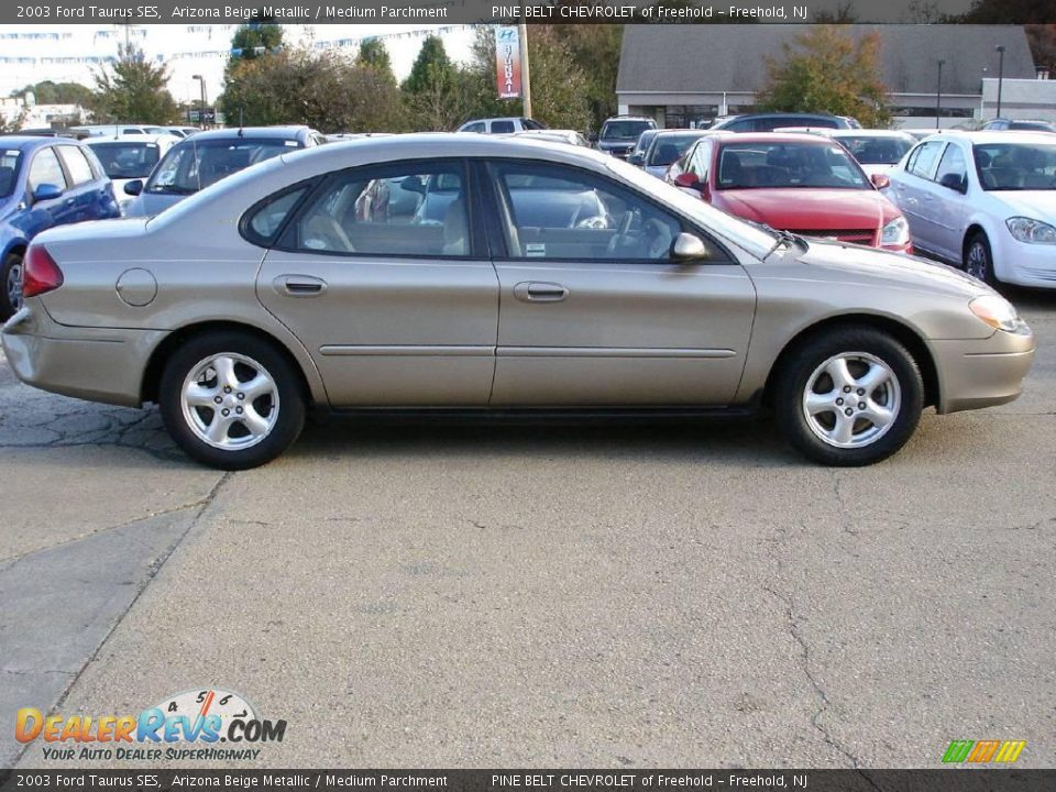 2003 Ford Taurus SES Arizona Beige Metallic / Medium Parchment Photo #3