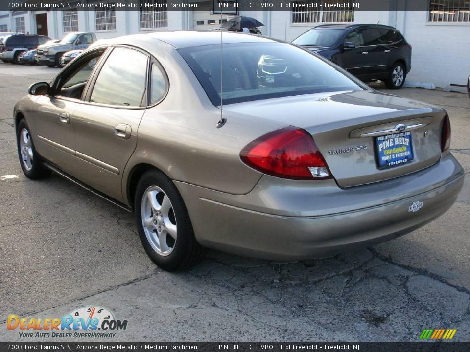 2003 Ford Taurus SES Arizona Beige Metallic / Medium Parchment Photo #5