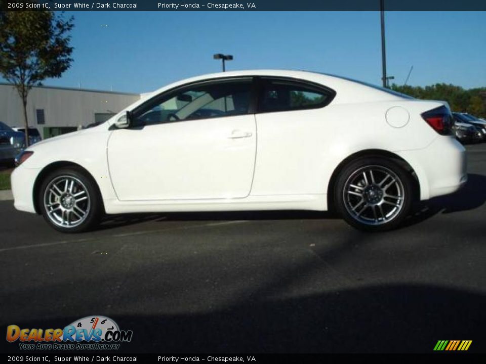 2009 Scion tC Super White / Dark Charcoal Photo #3