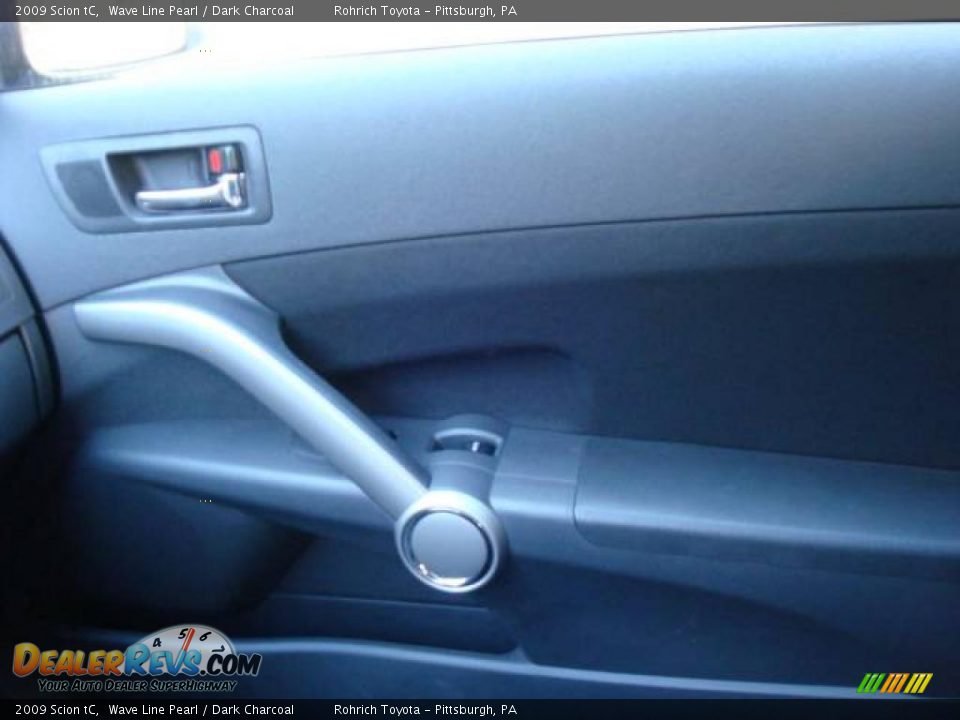 2009 Scion tC Wave Line Pearl / Dark Charcoal Photo #17