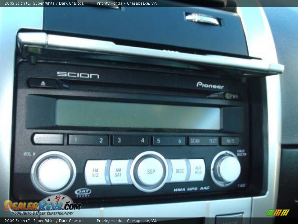 2009 Scion tC Super White / Dark Charcoal Photo #13
