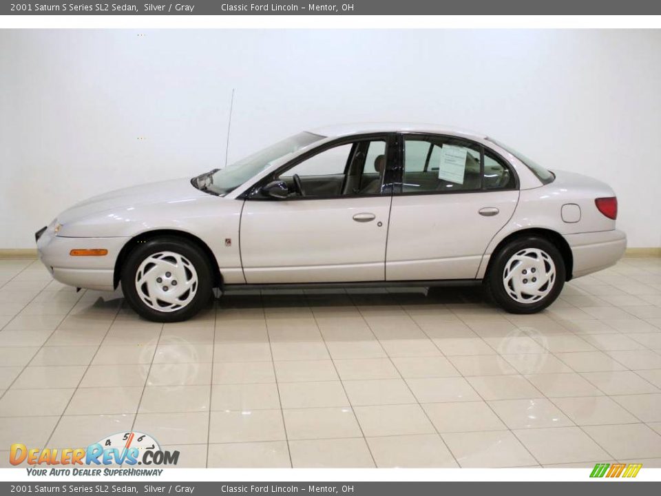 2001 Saturn S Series SL2 Sedan Silver / Gray Photo #4