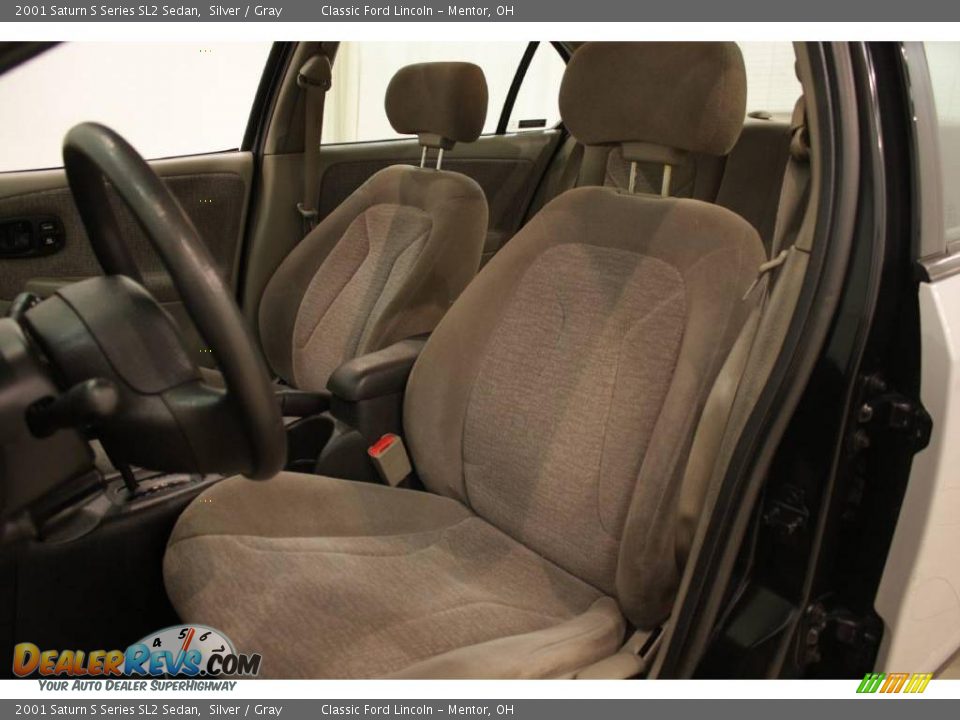 2001 Saturn S Series SL2 Sedan Silver / Gray Photo #8