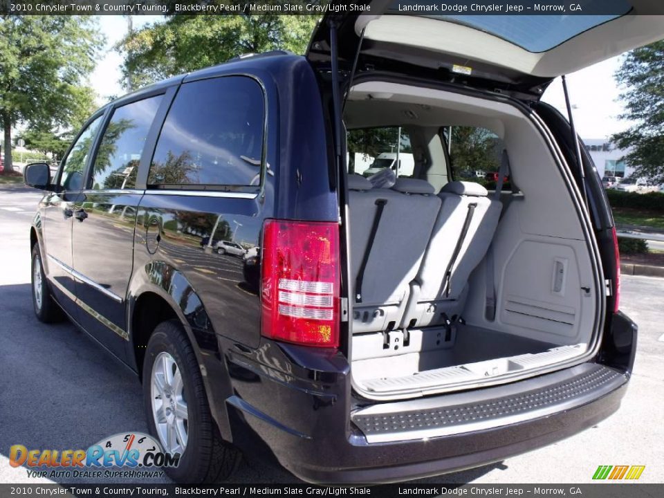 2010 Chrysler Town & Country Touring Blackberry Pearl / Medium Slate Gray/Light Shale Photo #8