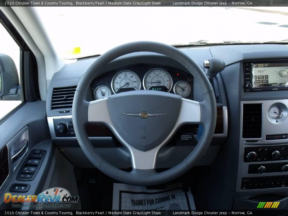 2010 Chrysler Town & Country Touring Blackberry Pearl / Medium Slate Gray/Light Shale Photo #12