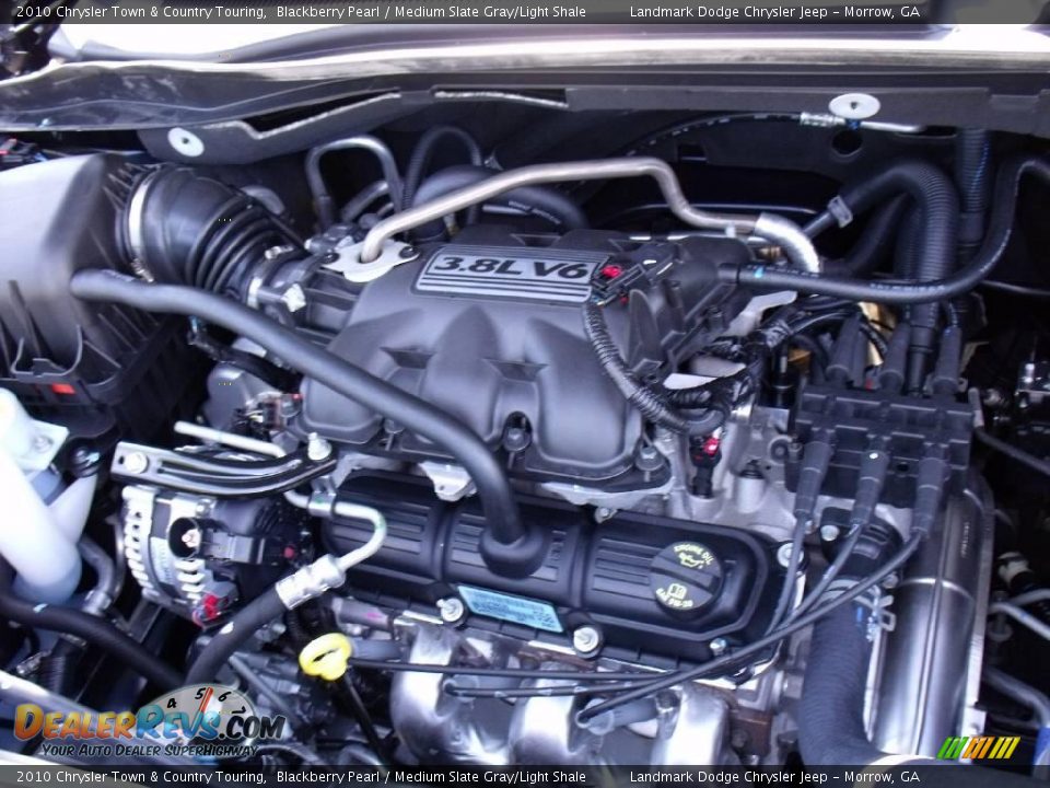 2010 Chrysler Town & Country Touring Blackberry Pearl / Medium Slate Gray/Light Shale Photo #13