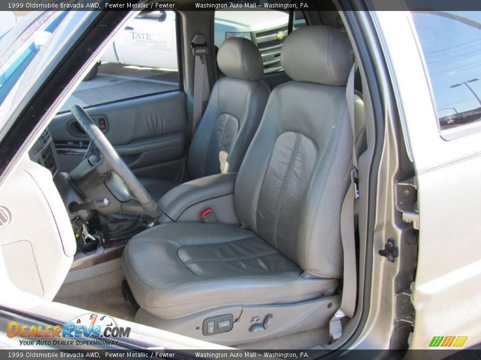 1999 Oldsmobile Bravada AWD Pewter Metallic / Pewter Photo #11