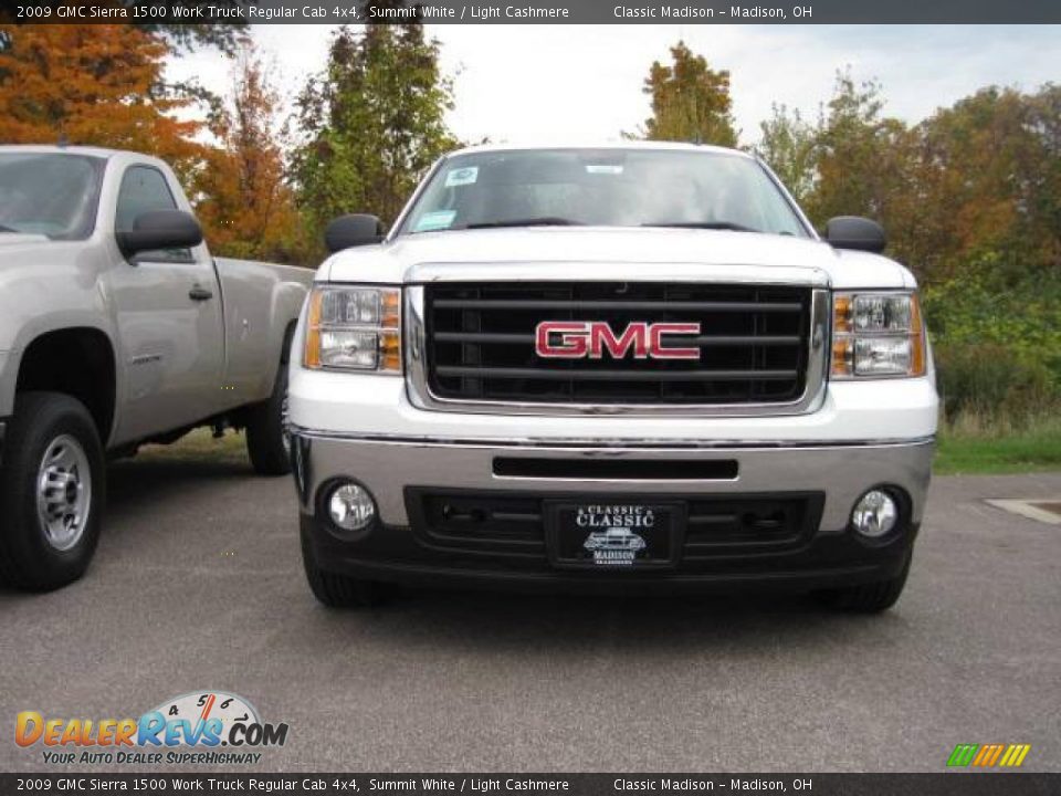 2009 GMC Sierra 1500 Work Truck Regular Cab 4x4 Summit White / Light Cashmere Photo #2